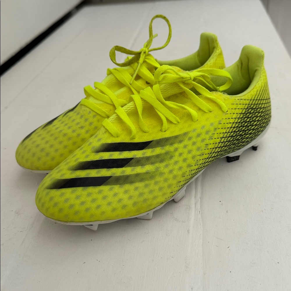 Adidas Ghosted 3 Soccer Cleats. Size 6.5. Worn for one game.